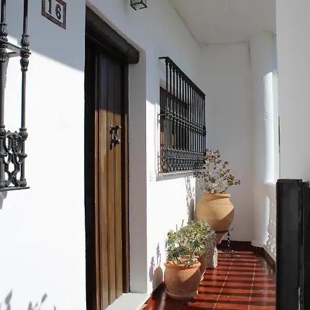 El Mirador Country house