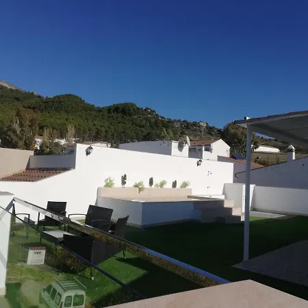 El Mirador Country house *